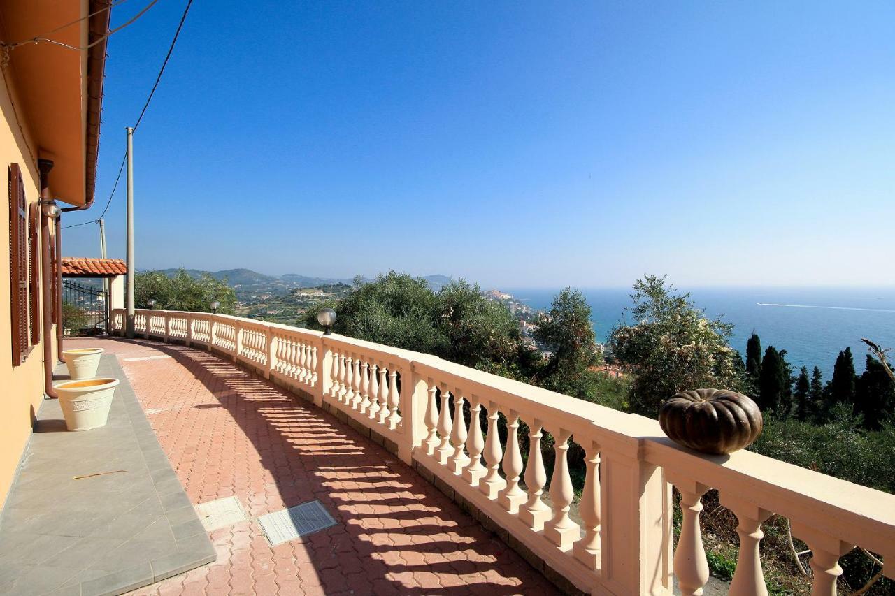 Appartamenti Villa Chiara Imperia Dış mekan fotoğraf